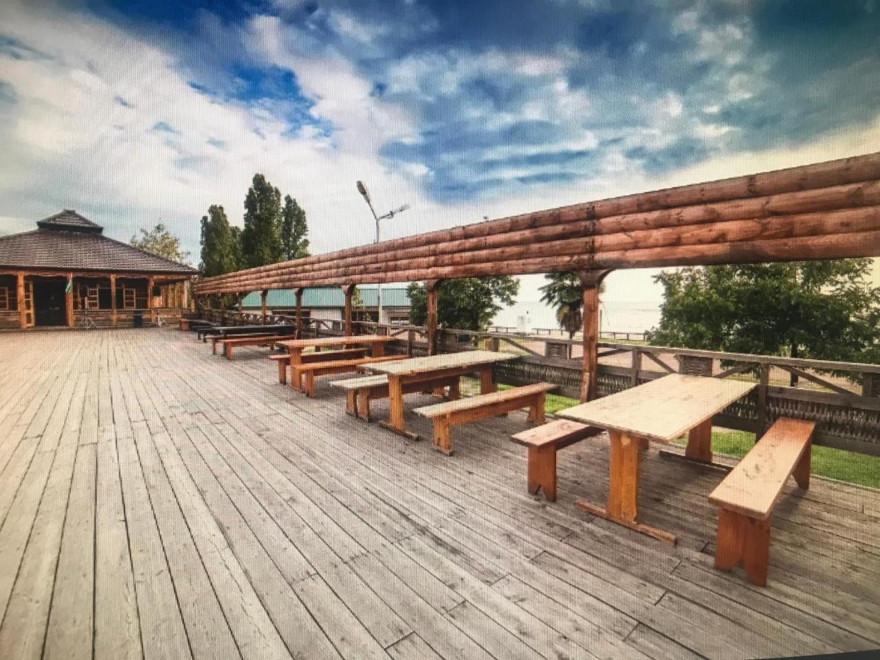 Kyalasur Hotel Sukhumi Eksteriør billede